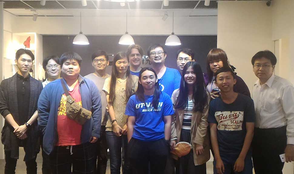 The participants of John's second front-end dev talk in Taipei.